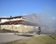Krimi - POŽIAR V MICHALOVCIACH:  Z budovy šľahali niekoľkometrové plamene - RAN_0236.jpg