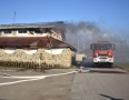 Krimi - POŽIAR V MICHALOVCIACH:  Z budovy šľahali niekoľkometrové plamene - RAN_0254.jpg
