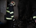 Krimi - Z horiaceho domu  vytiahli hasiči obetavú starenku - 5.JPG