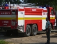 Krimi - Požiar pri Michalovciach: Oheň likvidujú michalovskí aj humenskí hasiči. - P1260476.JPG