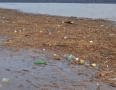 Zaujimavosti - Šíravu opäť zaplavili tony odpadu. Pozrite si fotky z vodnej nádrže - 19.JPG