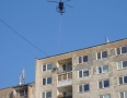 Zaujimavosti - V Michalovciach lietala helikoptéra z bytovky na bytovku - P1170810.JPG