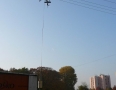Zaujimavosti - V Michalovciach lietala helikoptéra z bytovky na bytovku - P1170819.JPG